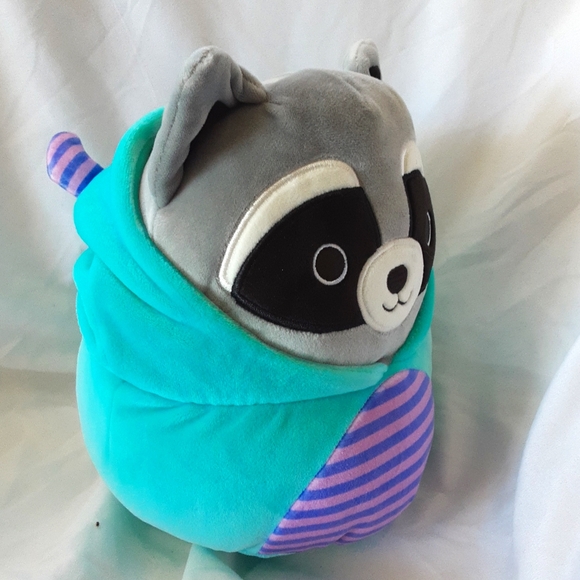 8" Squishmallows- Rocky with Leon the Monster hoodie/costume, NWT - Picture 3 of 6